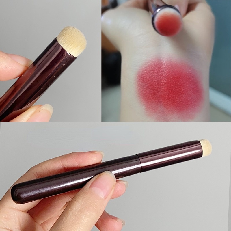 Cọ Trang Điểm Đa Năng Đầu Tròn Kèm Nắp Đậy Ốp
