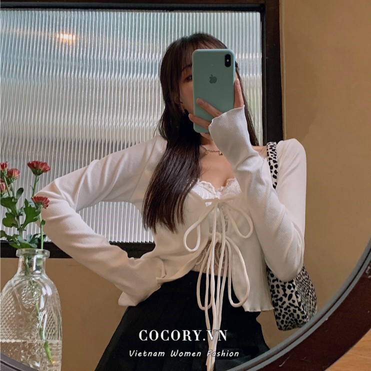 Bộ Áo Croptop Dài Tay Và Áo Ren Hai Dây Xinh Xắn Dành Cho Nữ | BigBuy360 - bigbuy360.vn