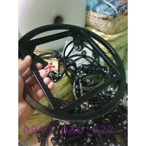 Bánh xe 40mm đen, hàng nhập khẩu, có khoá chốt an toàn. Sỉ số lượng
