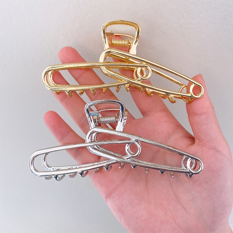 Kẹp Tóc Hình Cá Mập Thiết Kế Đơn Giản