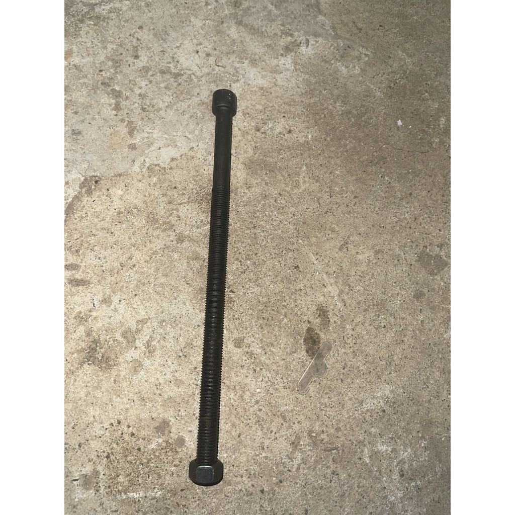 Sản phẩm gia đình làm: combo 50 Bu lông xăngtan phi 10 dài 20cm