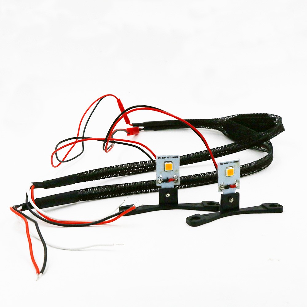 Set 2 đèn led mắt quỷ dùng để trang trí cho xe hơi