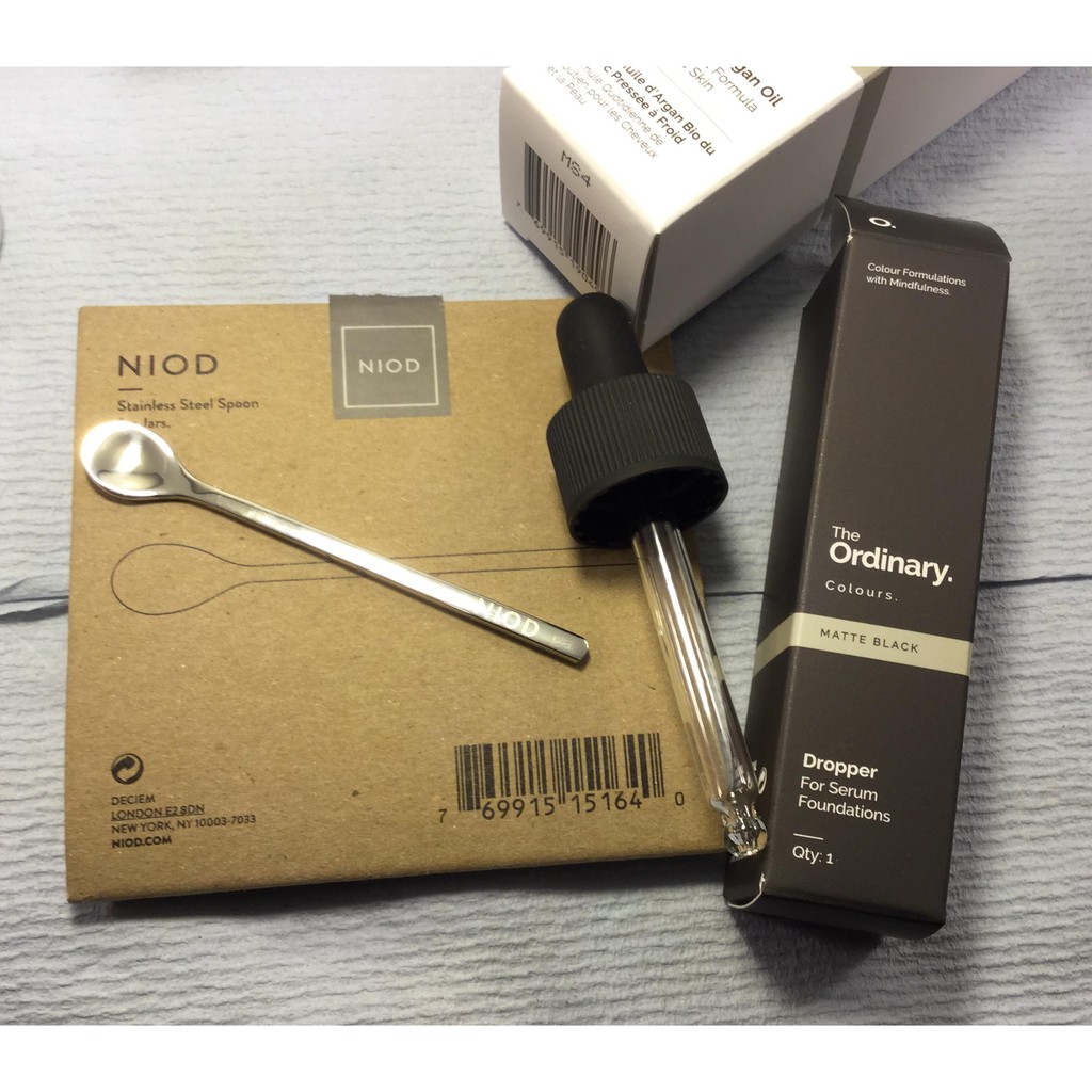 Niod muỗng, vòi bơm lấy sản phẩm bill canada