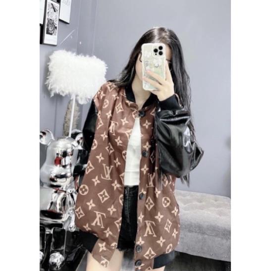Áo Khoác Bomber L.V Kaki Nỉ Mềm Phối Tay Da Unisex