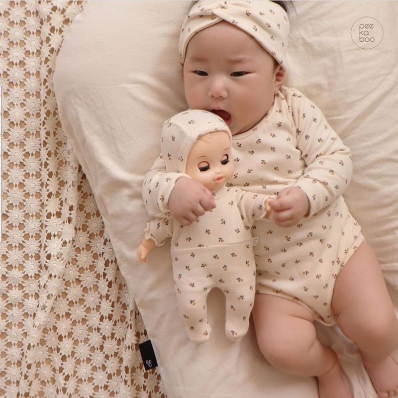 Bộ Hello Peekaboo trắng