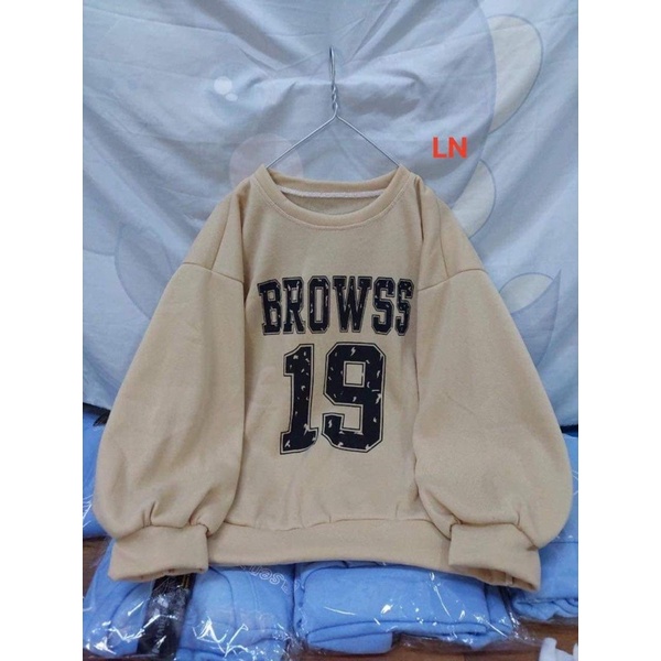 Áo Sweater số 19 DA6