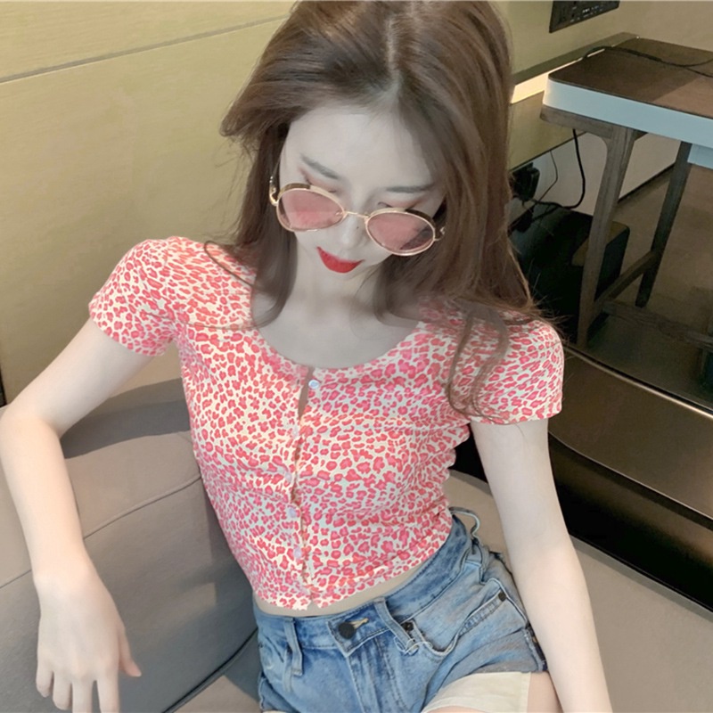 Áo Thun Ngắn Tay Họa Tiết Da Báo Cá Tính Cho Nữ