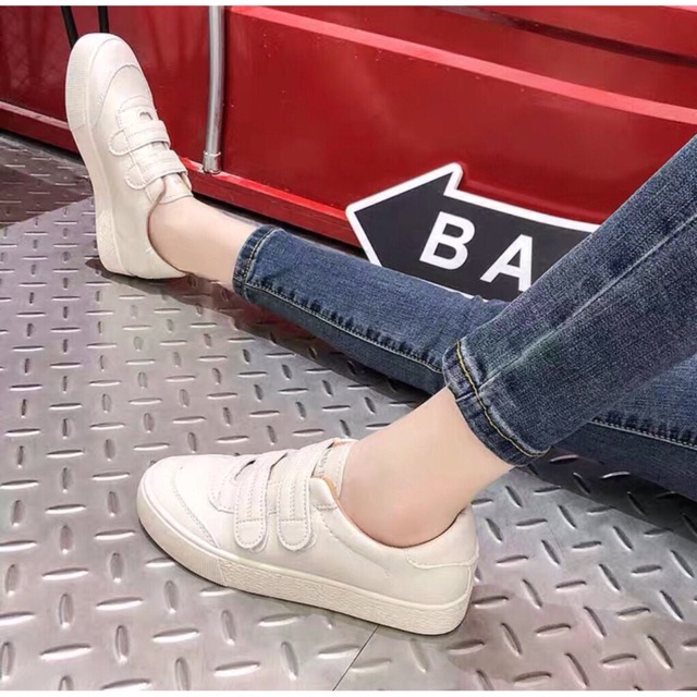 Giày thể thao nữ quai dán