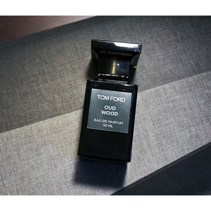 Nước hoa nam mini chính hãng Tom Ford Oud Wood 7,5ml