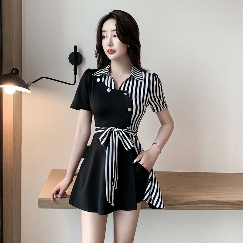 Set áo ngắn tay + quần short kẻ sọc thời trang mùa hè năm 2022 cho nữ