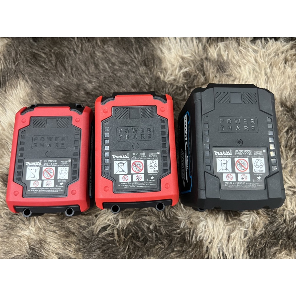 Vỏ chống sốc Makita adaptor 18V 5S 1P, 2P, 3P  và mạch báo pin 4 Led ngang.
