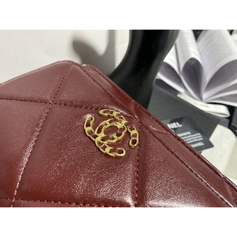 Túi đeo chéo woc c19