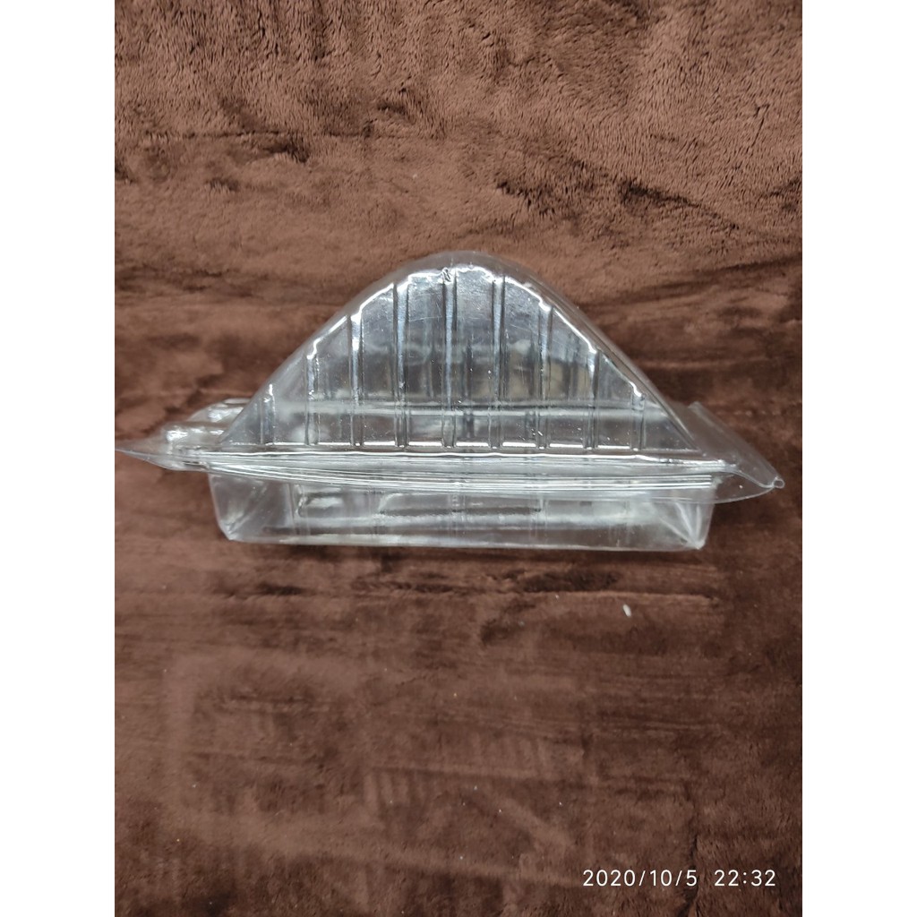 100 HỘP NHỰA H09  ĐỰNG BÁNH SANWICH 13,5 CM X 6 CM CAO 7 CM