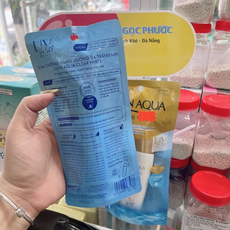 Kem Chống Nắng Sunplay Skin Aqua Clear White SPF50+PA++++