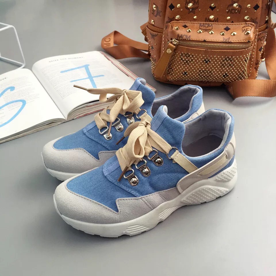 Giày sneaker Kaki Cao Cấp 3 màu Hàng Xuất Nhật | BigBuy360 - bigbuy360.vn