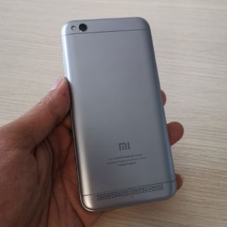 Điện thoại xiaomi redmi 5a