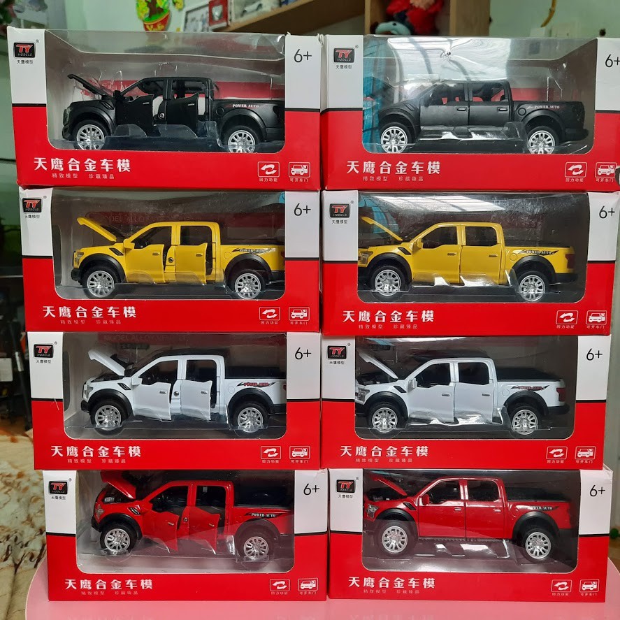 Mô hình xe ô tô Ford Ranger 1:32 xe làm bằng kim loại mở được cửa ,có đèn và âm thanh dùng làm đồ chơi trẻ em