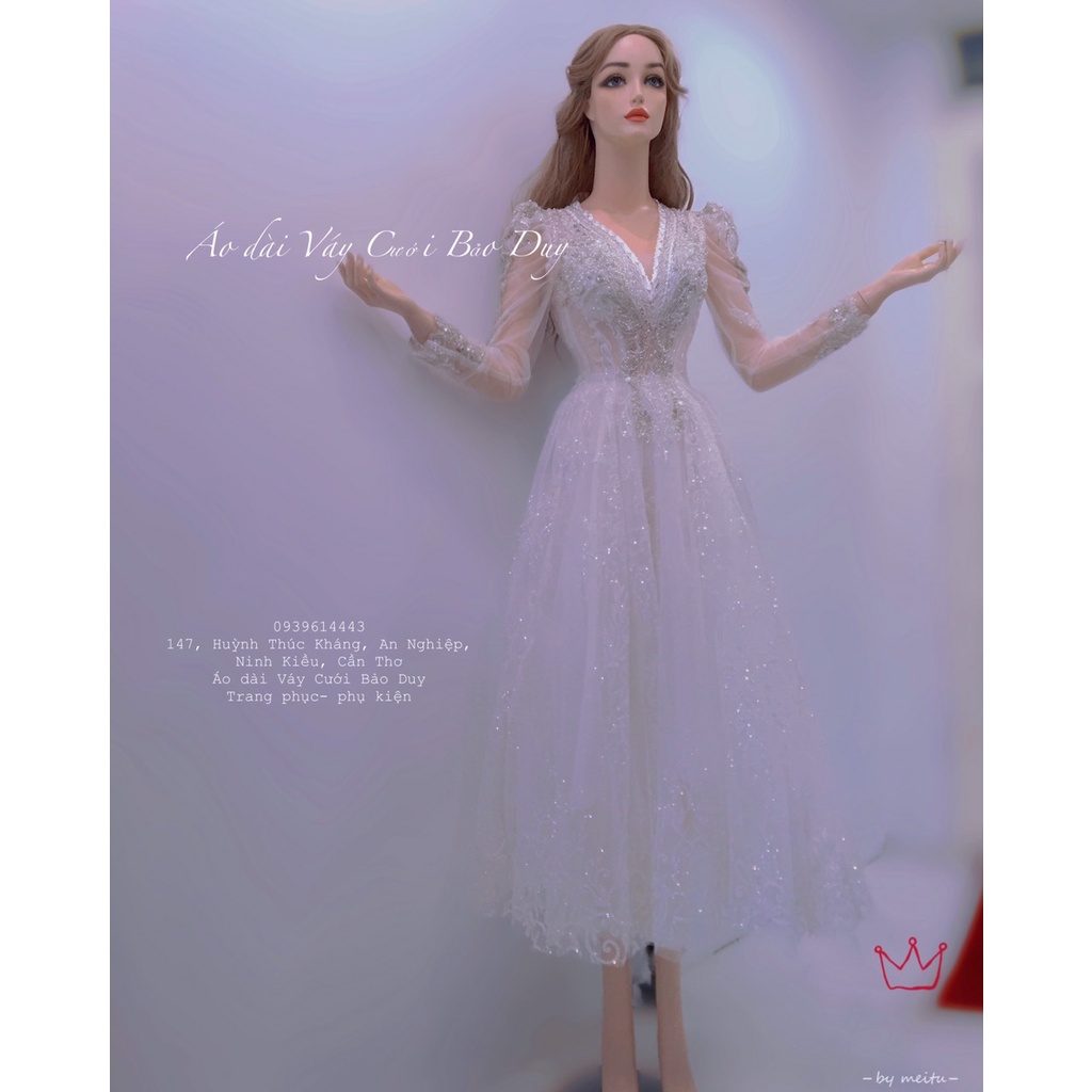 Váy cưới đi bàn sang trọng tay dài cổ V