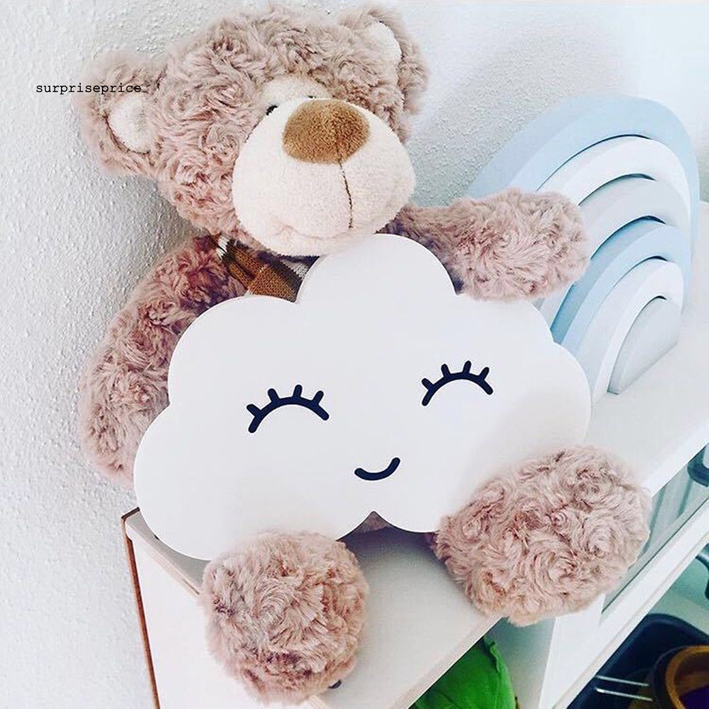 Miếng dán tường hình đám mây và mặt trăng bằng gỗ tiện dụng