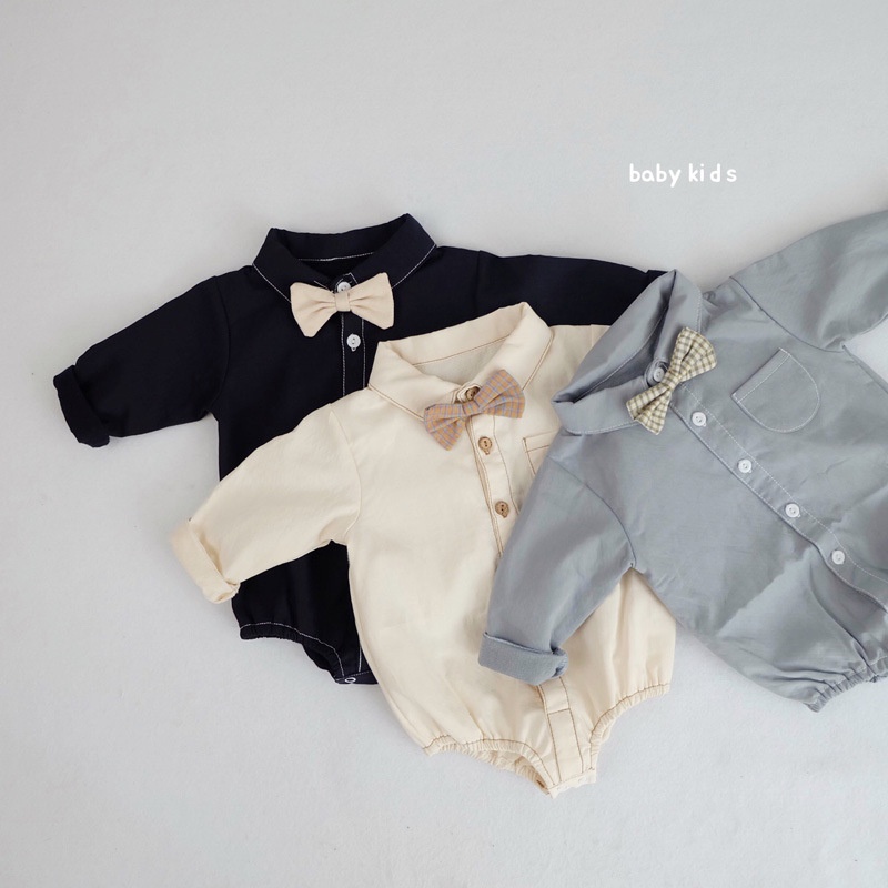 Áo may liền quần có nơ thời trang bé trai