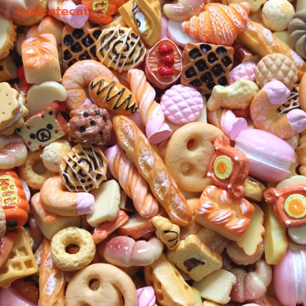 10 Bánh Donut Mini Dễ Thương Cho Nhà Búp Bê