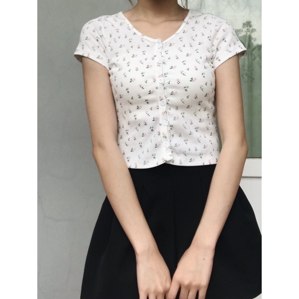 pass áo croptop