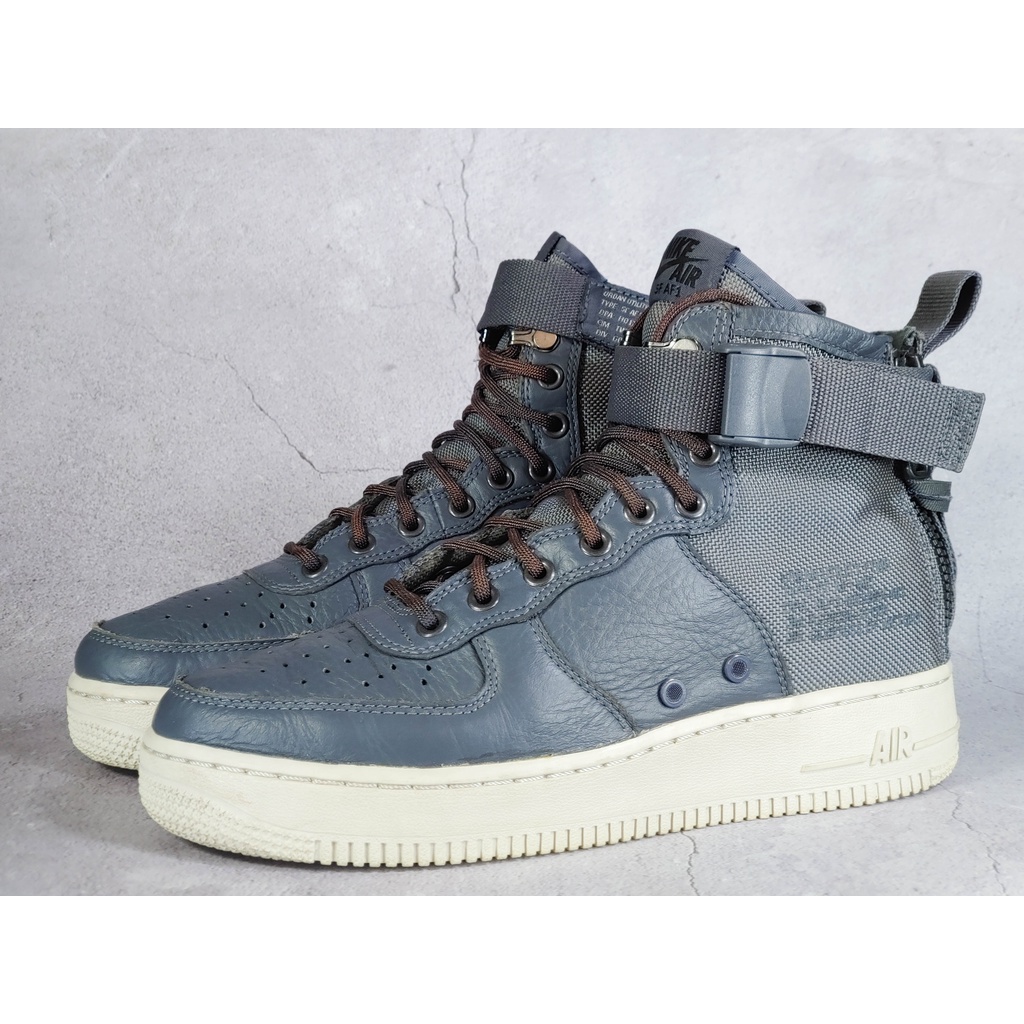 Giày thể thao chính hãng 2hand NIKE SF AIR FORCE 1 MID