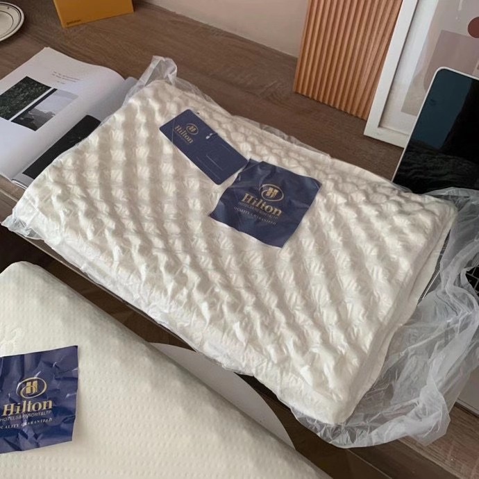 Gối cao su non Hilton, gối cao su chống ngủ ngáy cao cấp .
