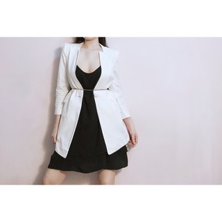 Khoác vest blazer 1 nút bọc tay lửng