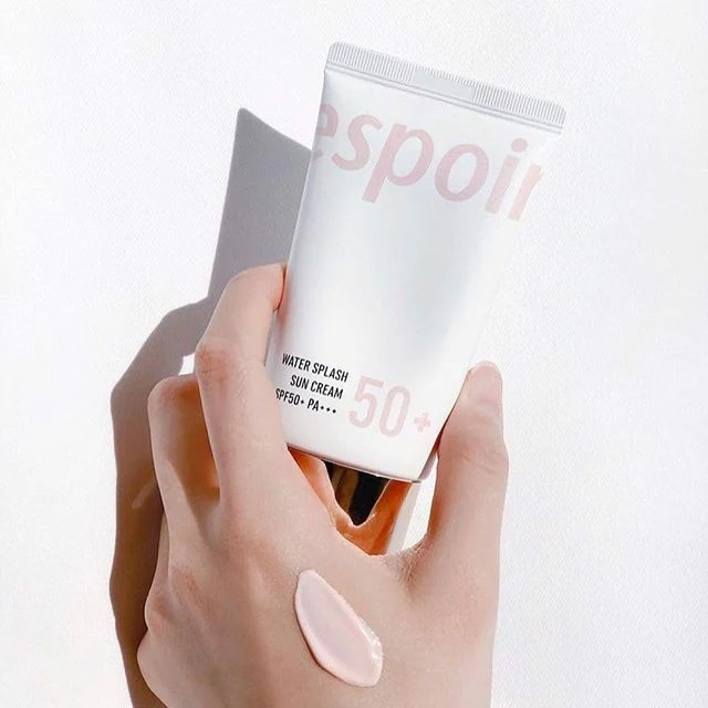 Kem Chống Nắng Dưỡng Trắng Da Espoir Water Splash Sun Cream SPF50+ PA+++ 20ML