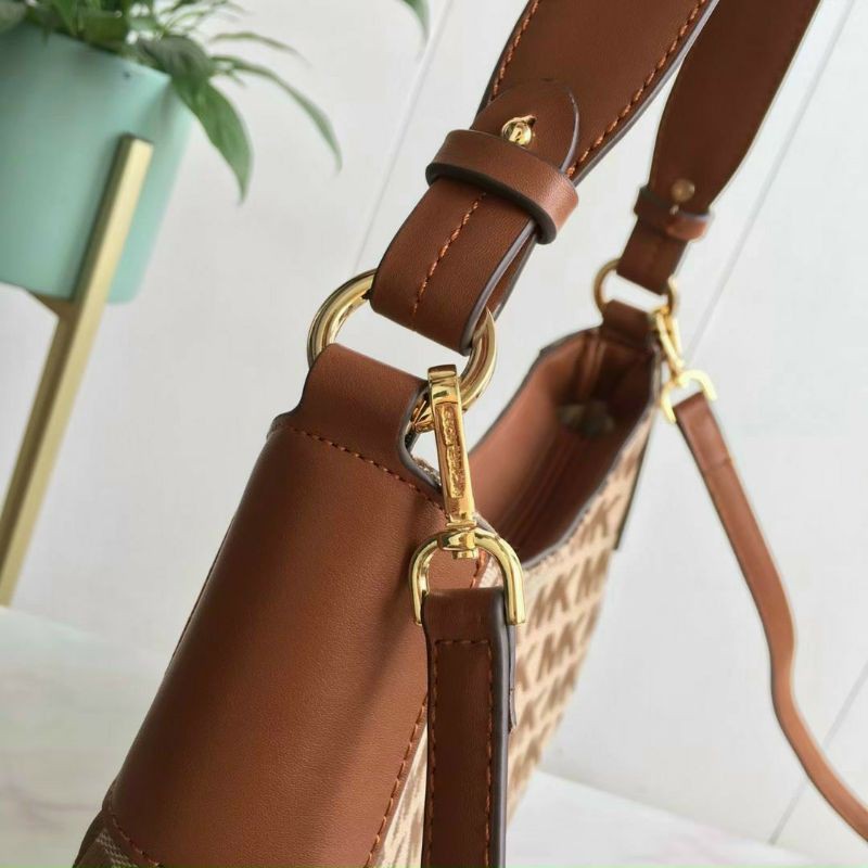 Túi đeo 2 kiểu MK nâu