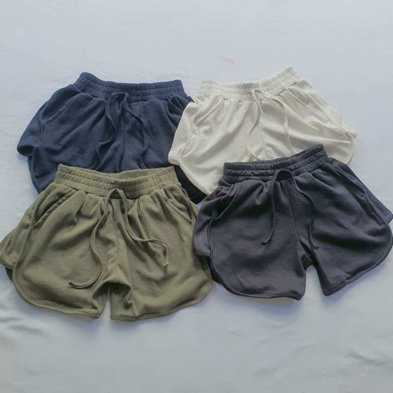 Quần đùi nữ CT xẻ bên đính dây - thun co giãn