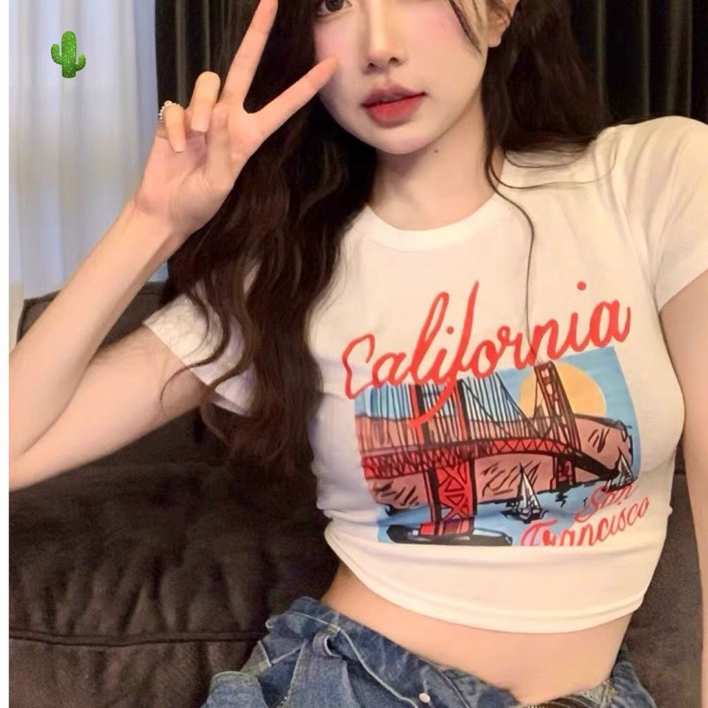 áo croptop tay ngắn chất thun coton in chữ calii hot p