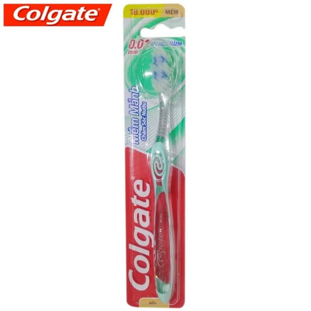 1 chiếc bàn chải đánh răng Colgate lông tơ mềm mại