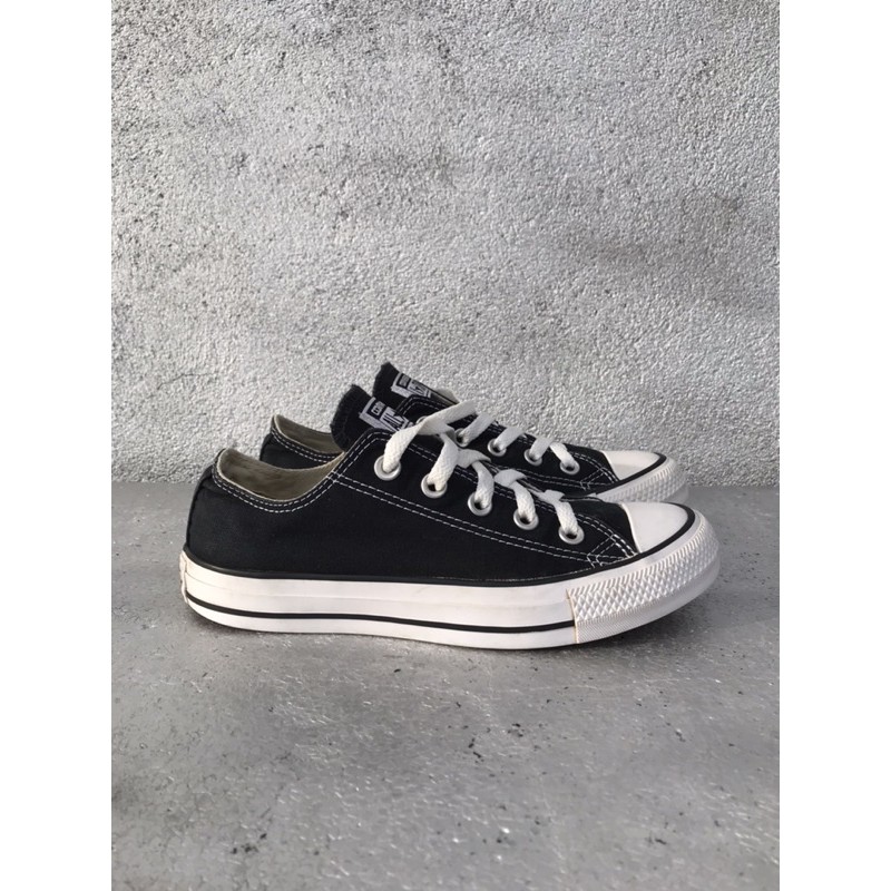 Giày Thể Thao Converse Classic 2hand Chính Hãng. Size 35-39 Ib để check Size, mẫu