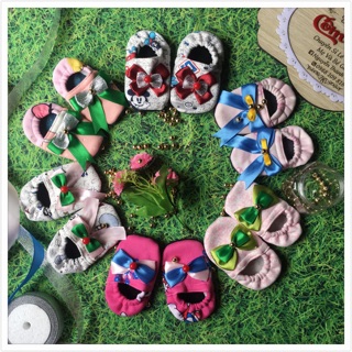 Set 10 đôi giày nỉ thiết kế cho bé gái