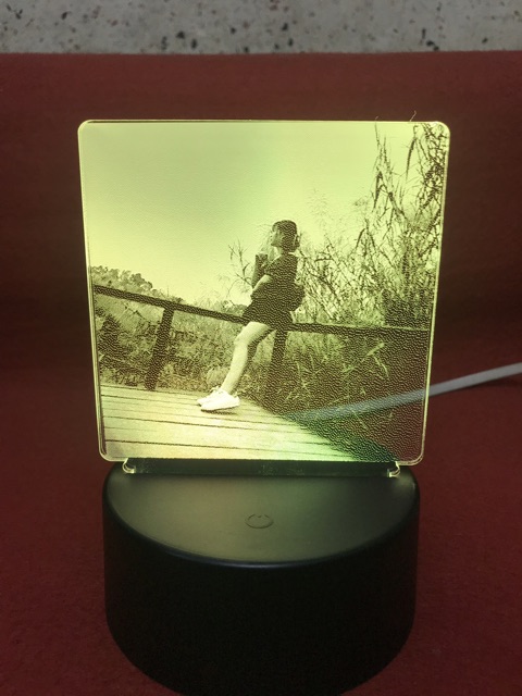 Đèn ngủ 3d Led 16 màu hình ảnh chân dung quà tặng độc đáo khắc theo yêu cầu