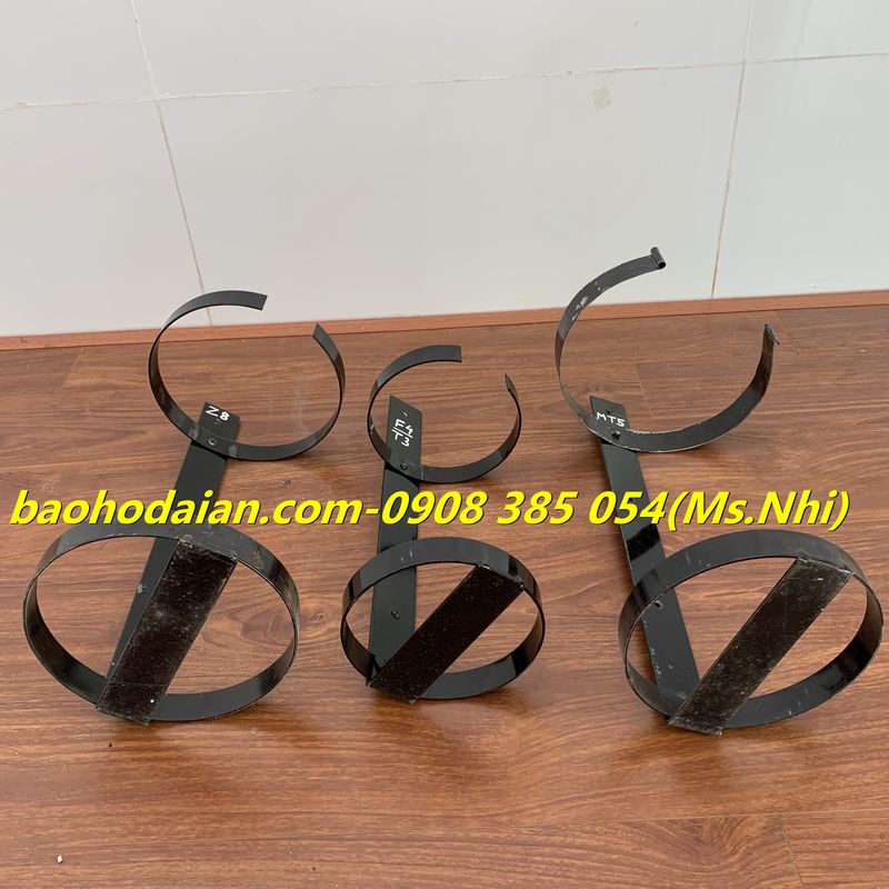 Giá treo bình chữa cháy chất liệu thép - nhiều mẫu