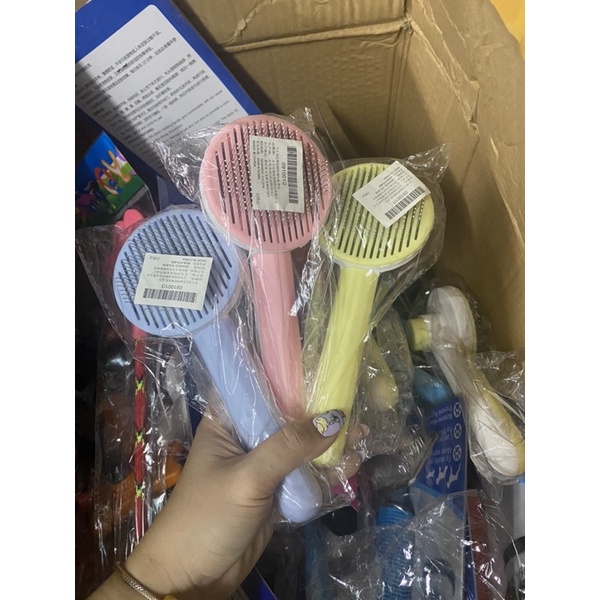 LƯỢC CHẢI LÔNG DÀNH CHO CHÓ MÈO
