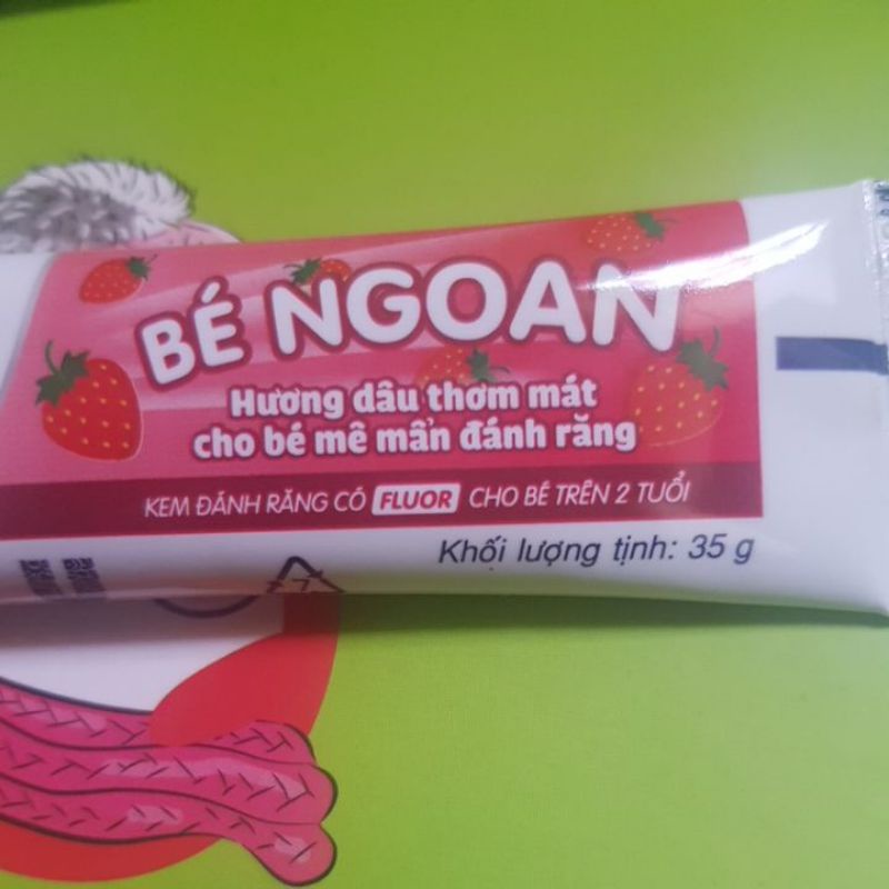 KEM ĐÁNH RĂNG CHO TRẺ EM TRÊN 2 TUỔI P/S BÉ NGOAN HƯƠNG DÂU TUÝP 35G