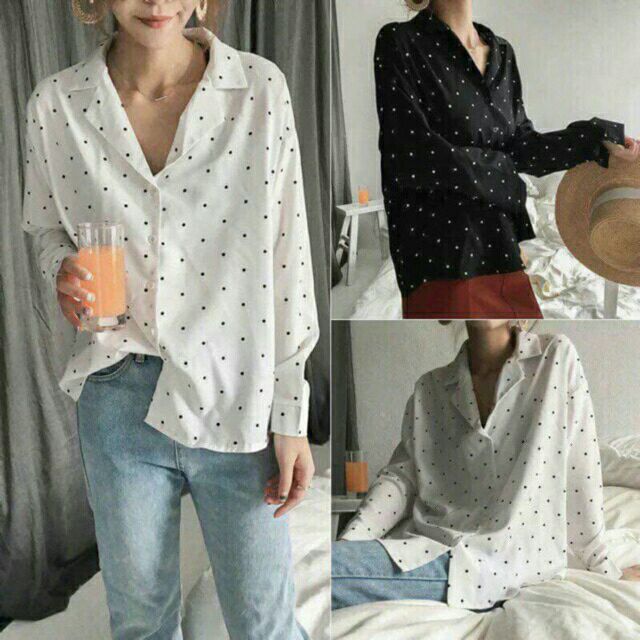 Áo sơ mi nữ chấm bi chất cực kì đẹp, 60kg đổ lại mặc vừa nha. Áo fom rộng dễ phối đồ.