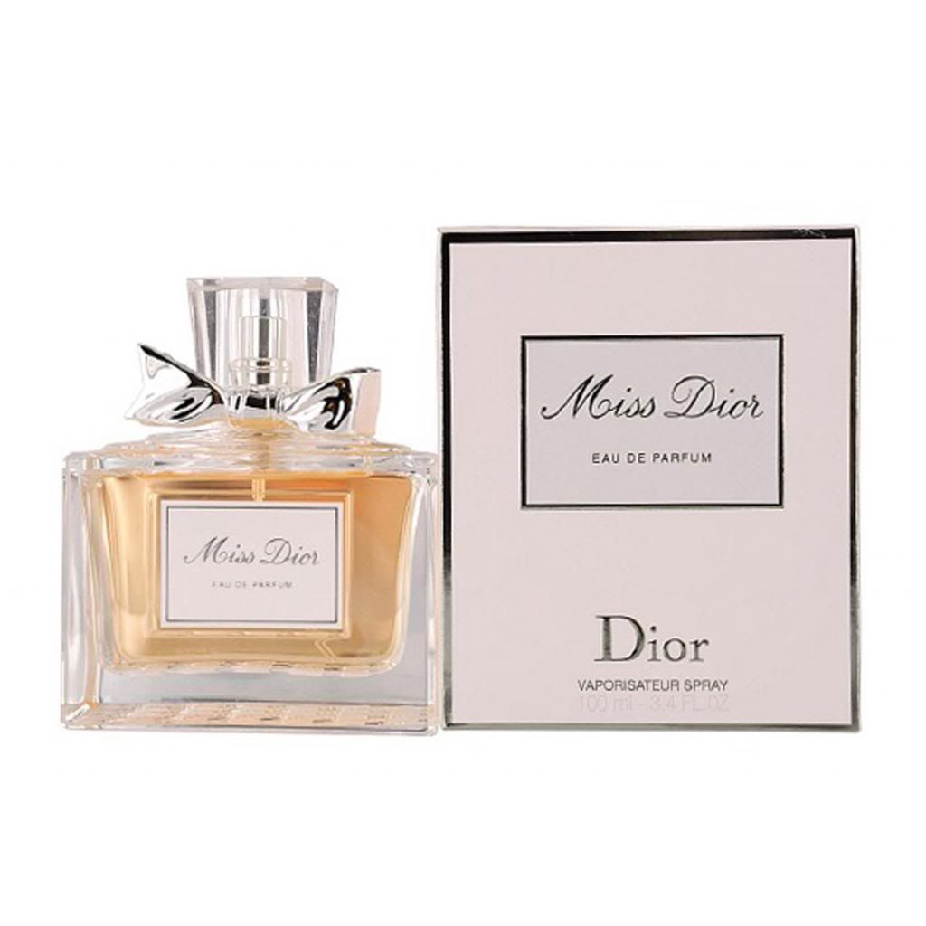 Nước hoa nữ lưu hương lâu Blooming Bouquet (EDT) 100ml XT57