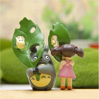 Mô hình Totoro che lá cùng với Chibi Totoro trang trí tiểu cảnh, móc khóa