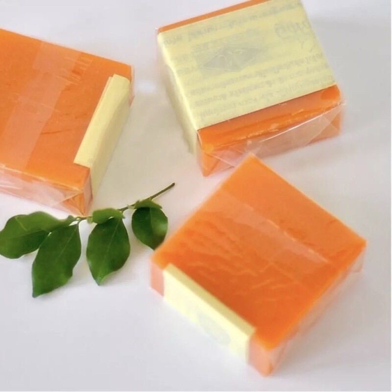 01 cục xà phòng Cam nghệ Galong thái lan 65g