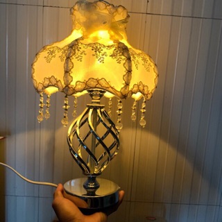 ĐÈN NGỦ ĐỂ BÀN (TĂNG GIẢM ÁNH SÁNG )