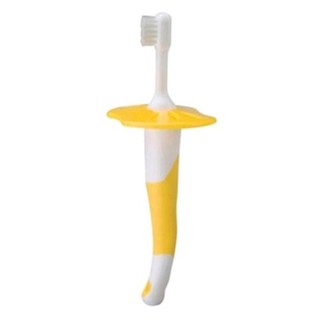 Bàn chải đánh răng Combi Candy Color bước 3