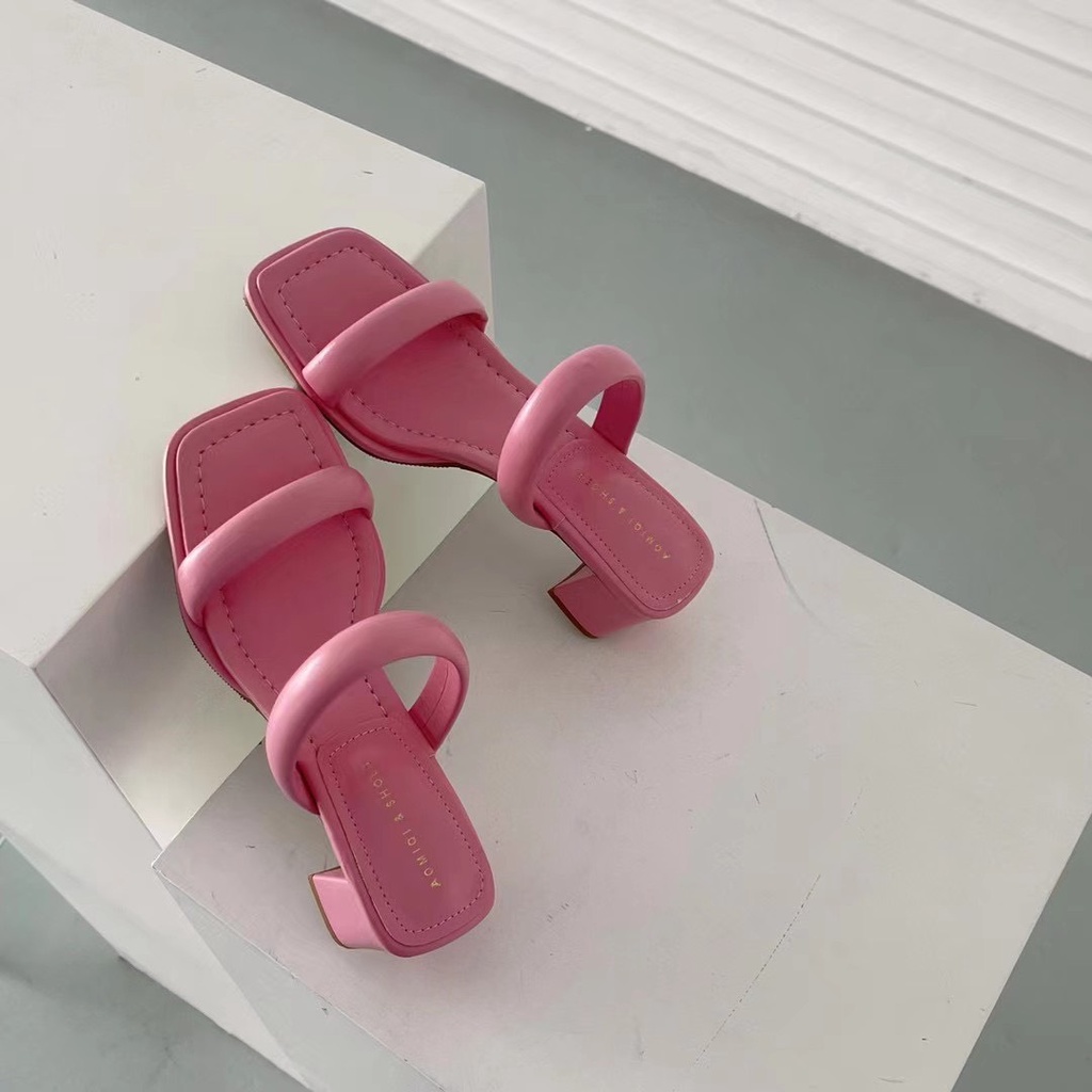 Dép gót vuông 2 quai ngang 6883 - Kachi House