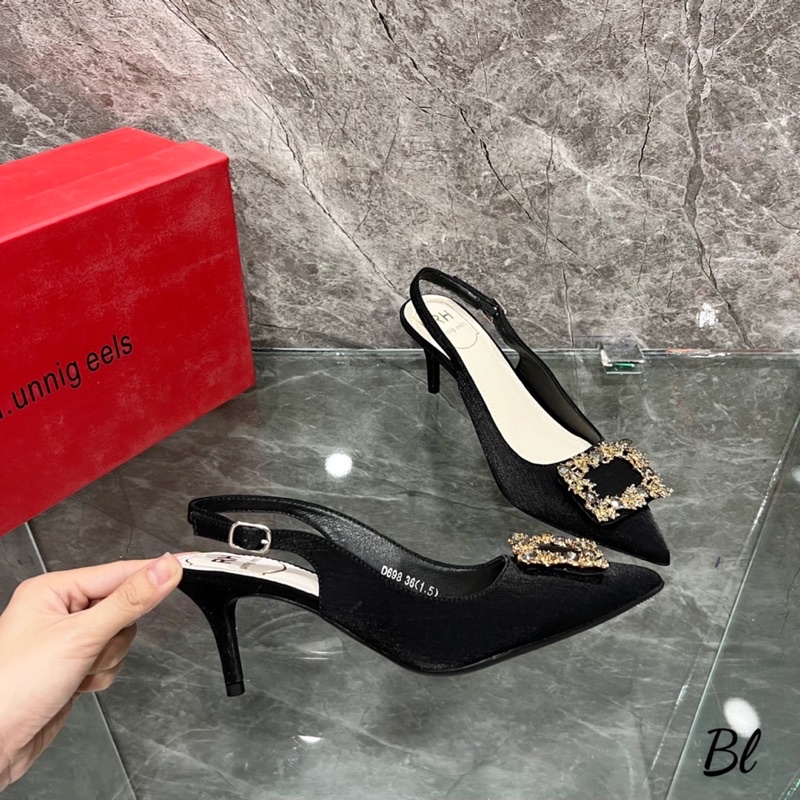 Sandal Mũi Nhọn 2 Màu Trắng Đen Full Size 35-39