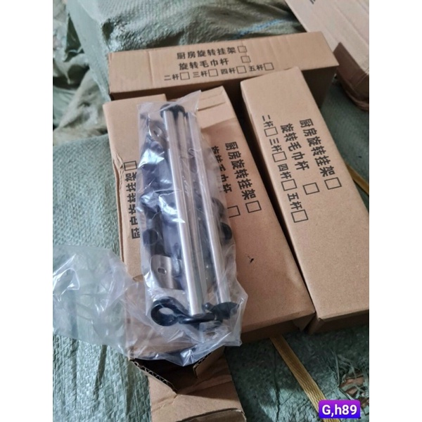 móc dán tường treo đồ  inox 3 nhánh không cần khoan đục