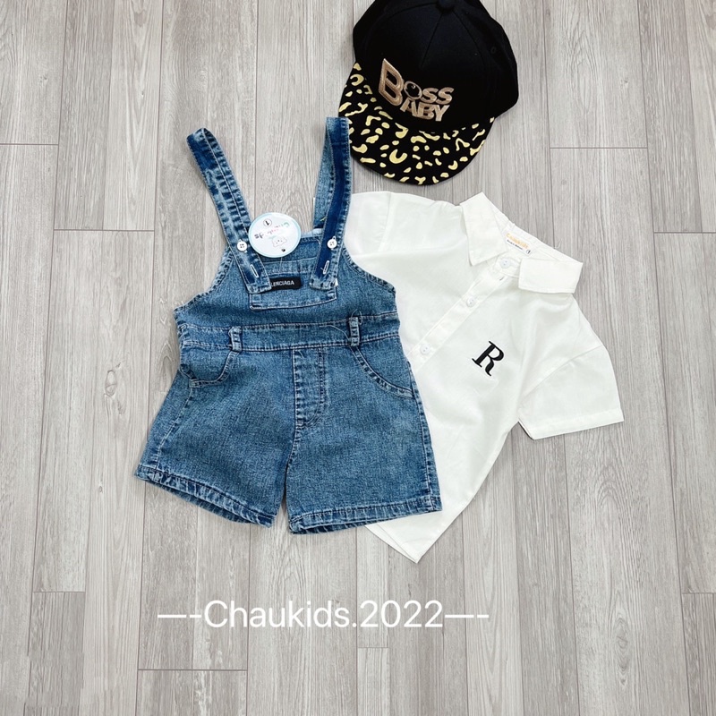 Set áo trắng R yếm jean cho bé trai